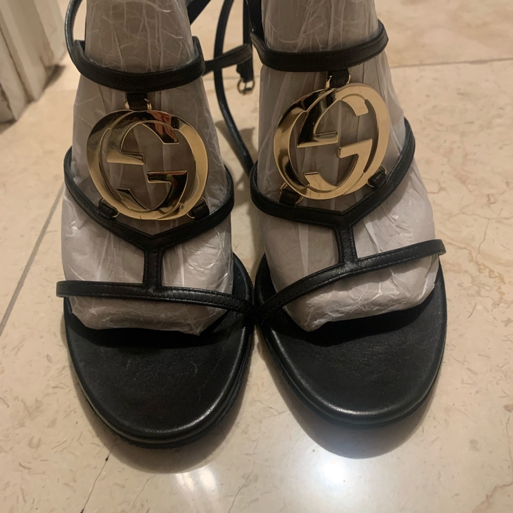 New Gucci sandals.  Bought It at the Gucci store for $495.  Size 37.5. Beautiful